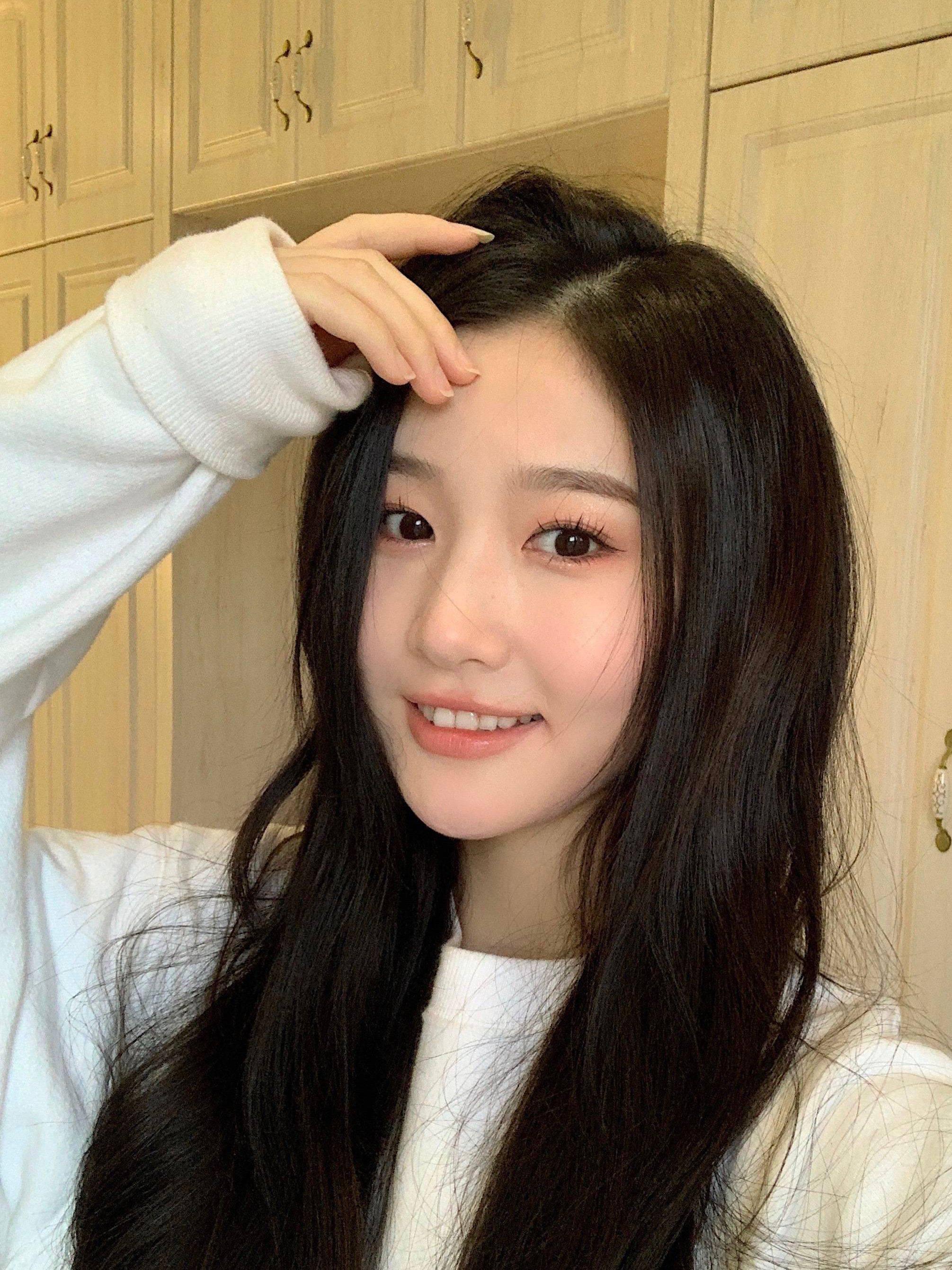 爱笑的女孩，如春风般美好！最新开发漂亮可爱的妙龄女孩，粉鲍汁