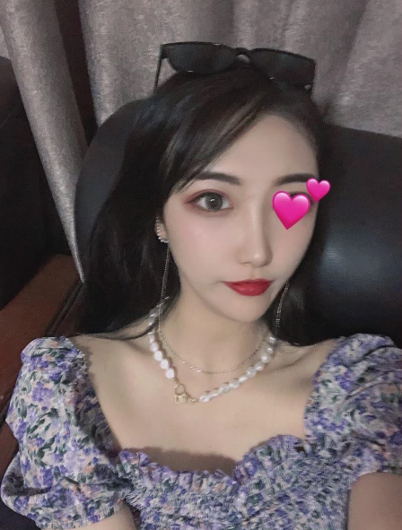 西湖一个精致撩人的小姐姐